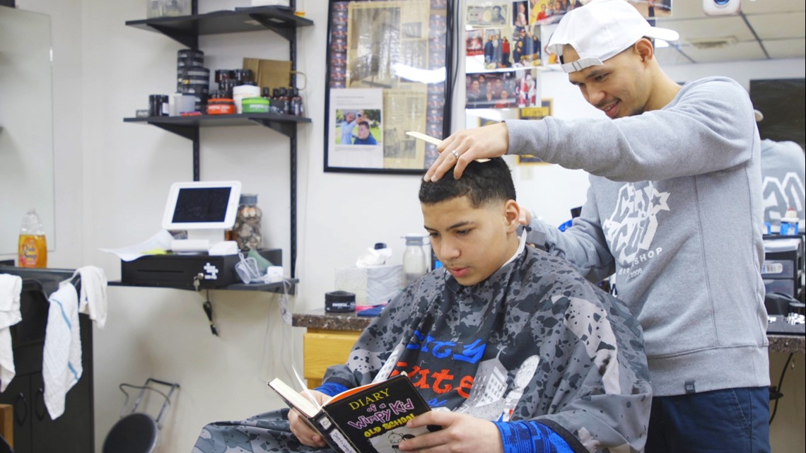 Barber Pays Kids To Read During Their Haircuts