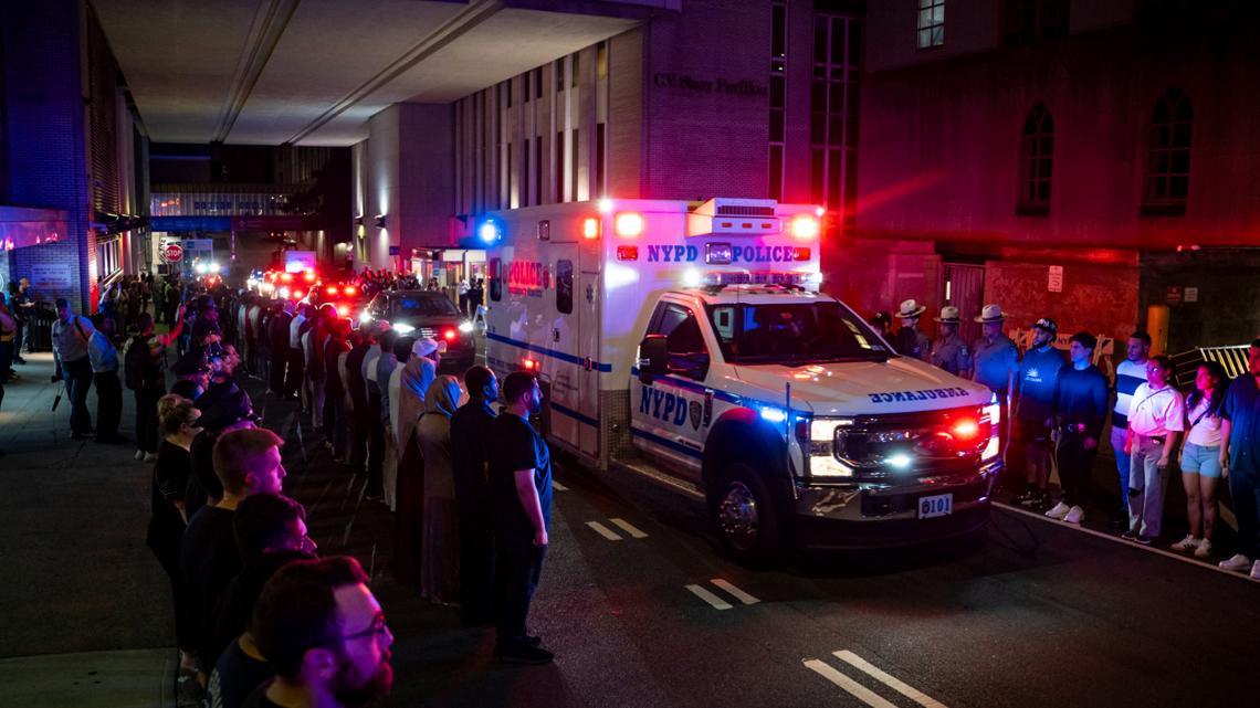 Gunman who killed 4 at Manhattan office building was targeting NFL headquarters, mayor says
