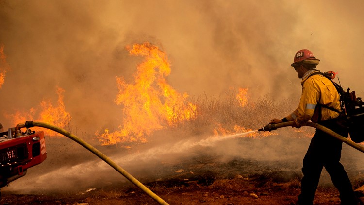 California wildfire started over July 4th weekend forces 700 to evacuate