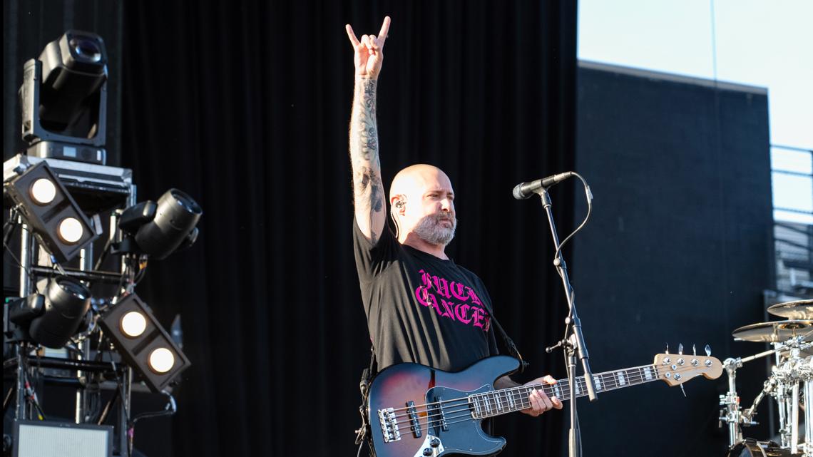 Limp Bizkit mourns the death of bassist Sam Rivers Limp Bizkit mourns the death of bassist Sam Rivers