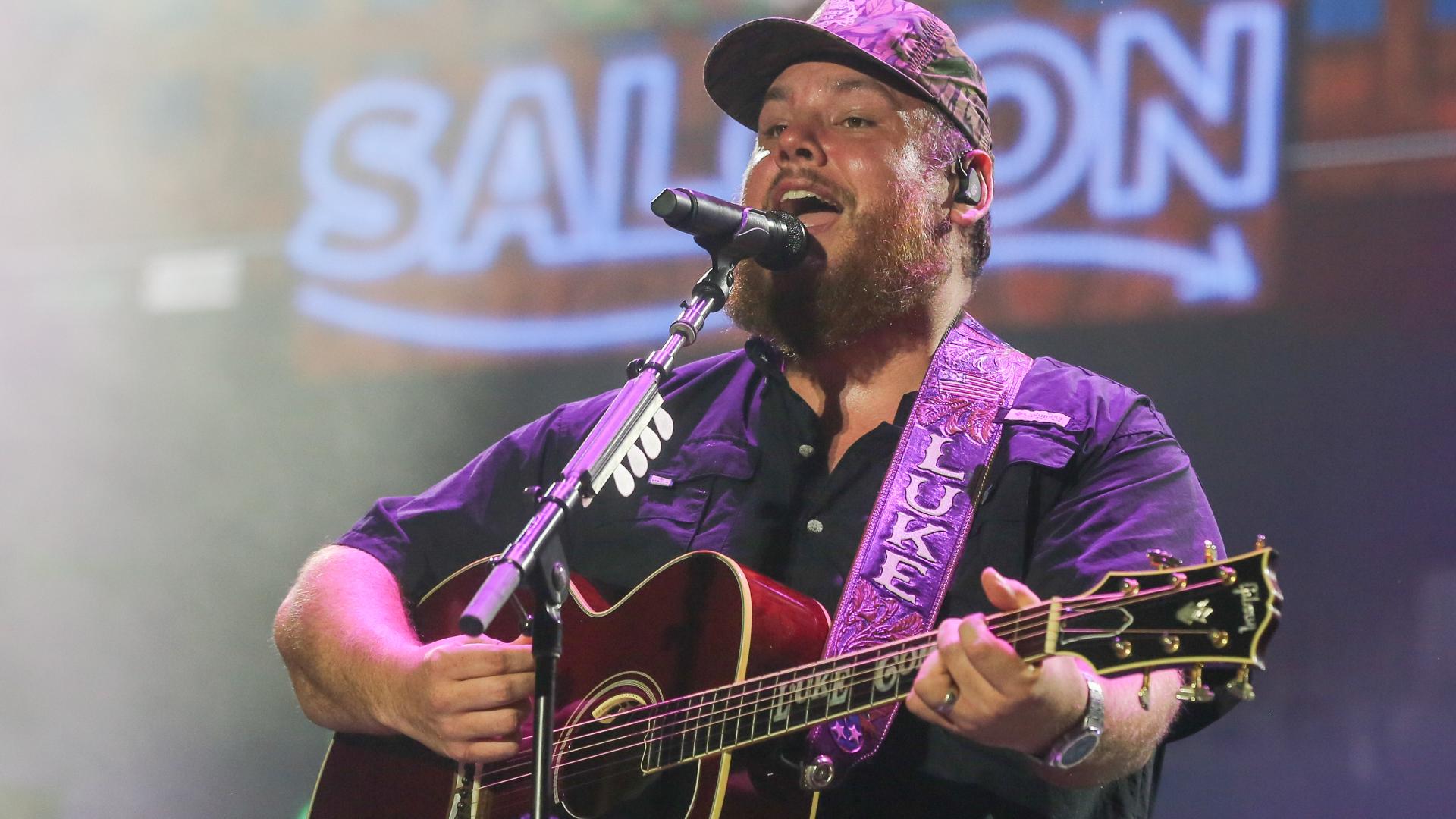 Luke Combs announces 12-concert 2027 stadium tour | wfaa.com