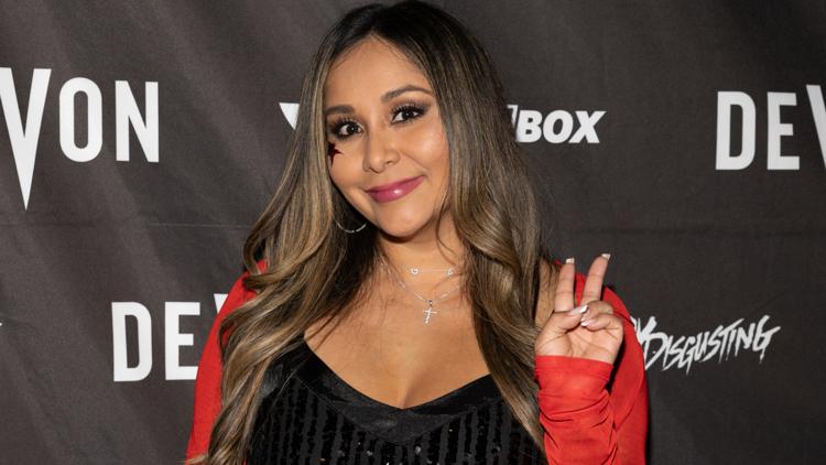 Nicole 'Snooki' Polizzi reveals cervical cancer diagnosis | wfaa.com