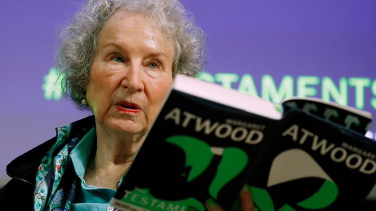 Book thief in plot that duped famous authors avoids prison