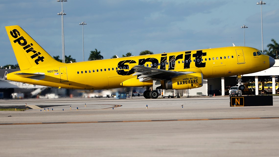 Spirit Airlines shuts down overnight, canceling all flights and ending customer service