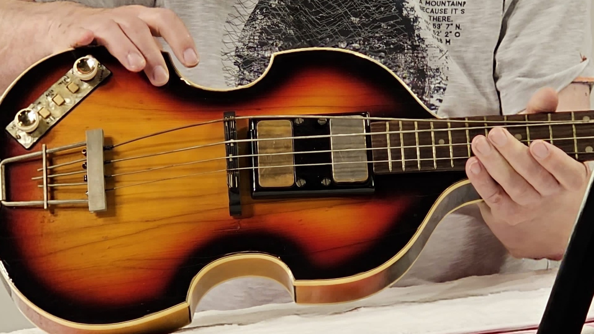 Paul McCartney's Long-lost Bass Guitar Found After Decades | Wfaa.com