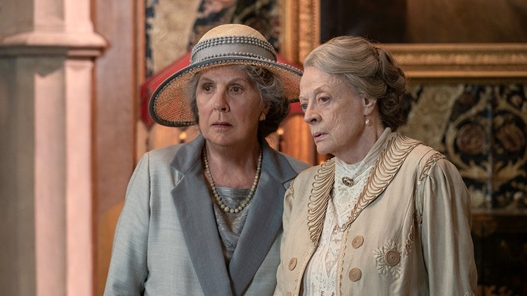 watch downton abbey for free in russian