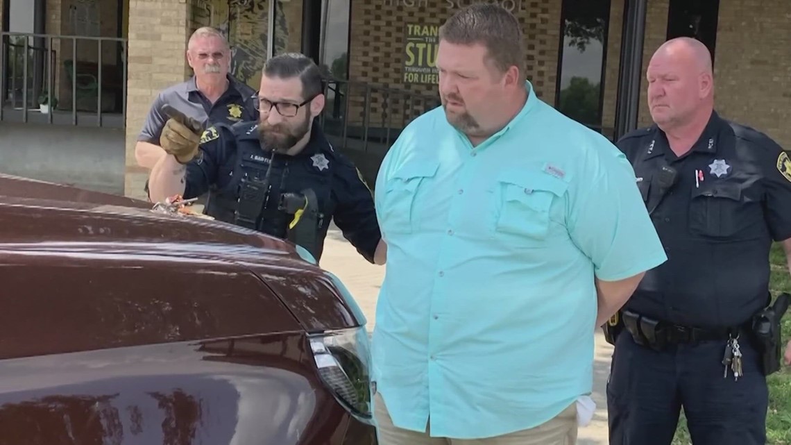 Itasca, Texas News Suspended superintendent resigns after arrest