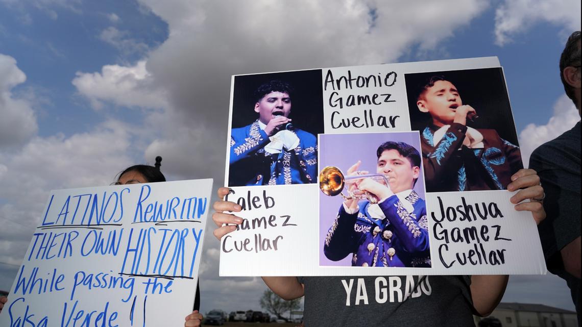 Texas lawmakers: McAllen family, including young mariachi musicians, released from ICE detention facilities