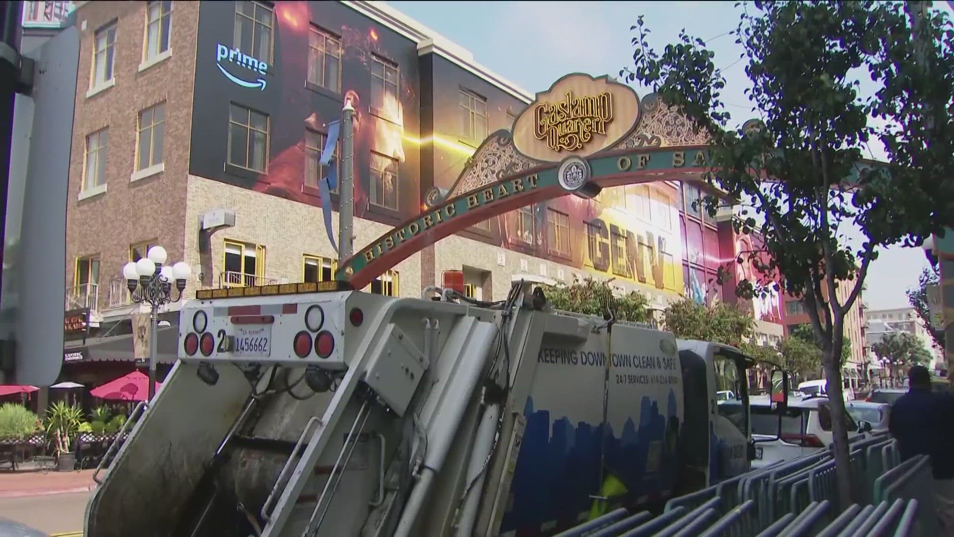 The city begins a massive clean-up after crowds of comic books and movies depart from Comic-Con.