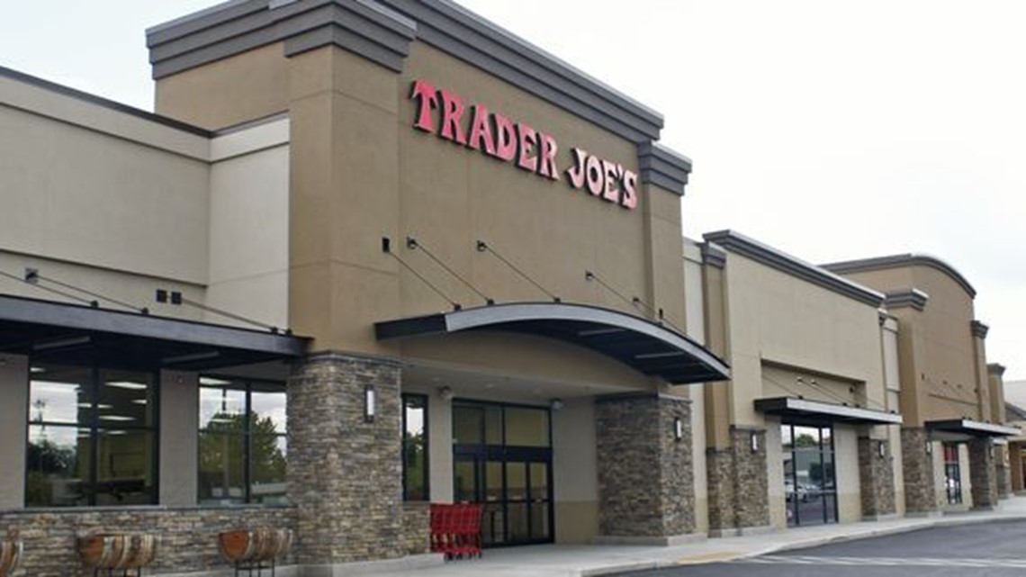 Video of Oregon Trader Joe's manager taking on anti-mask shoppers goes ...