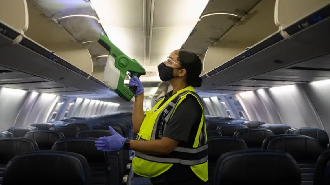 Texas sues CDC to stop mask mandates on planes | wfaa.com