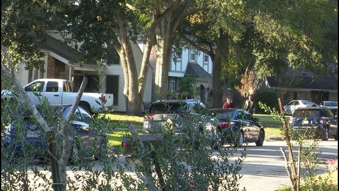 HPD: Woman possibly attacked, killed by her own dogs in Houston - Vimarsana News
