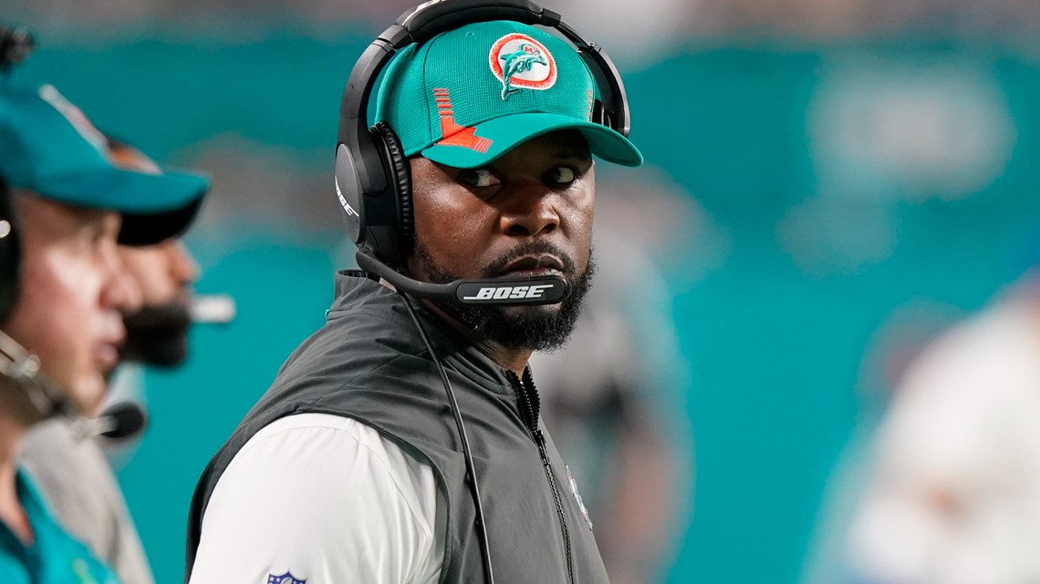 Brian Flores Is Hired as Dolphins Coach After Helping Patriots to Super  Bowl - The New York Times