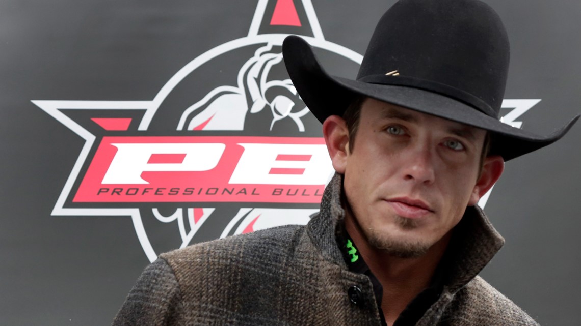PBR star JB Mauney retires after breaking neck in Lewiston, Idaho