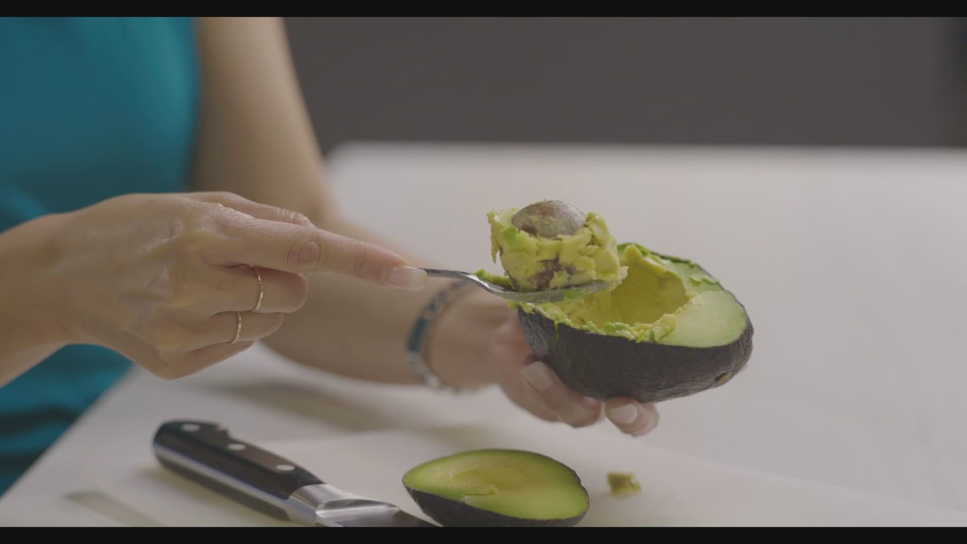 A UW Medicine hand surgeon weighs in on the rise in injuries derived from cutting into avocados.