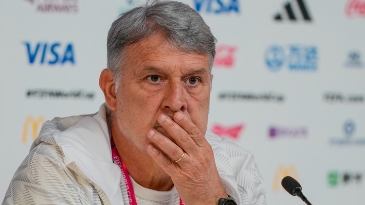 El entrenador de la selección mexicana, Gerardo 'Tata' Martino dio a entender que hará cambios ofensivos