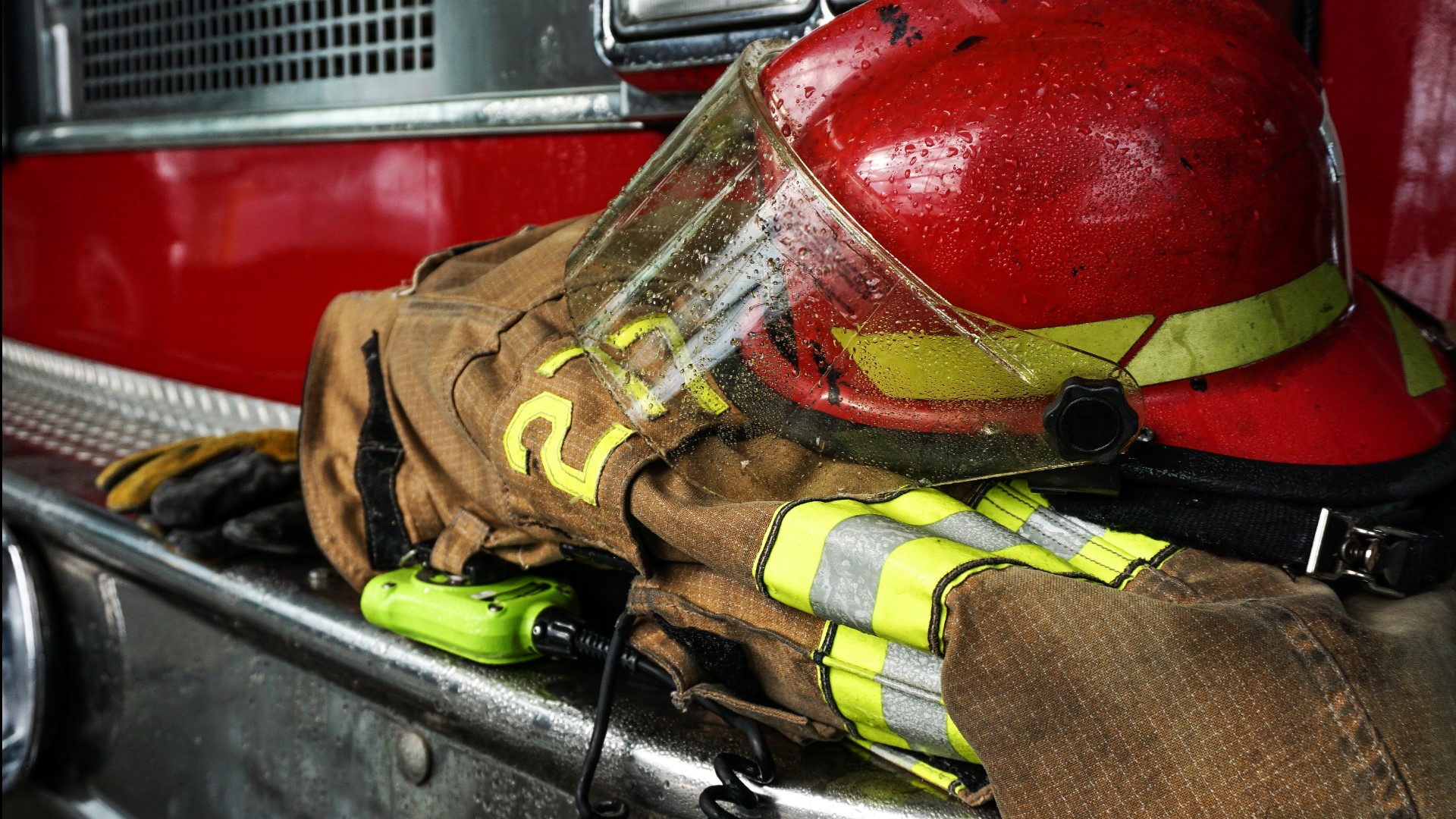 Researchers studying link between dirty firefighting gear and increased ...