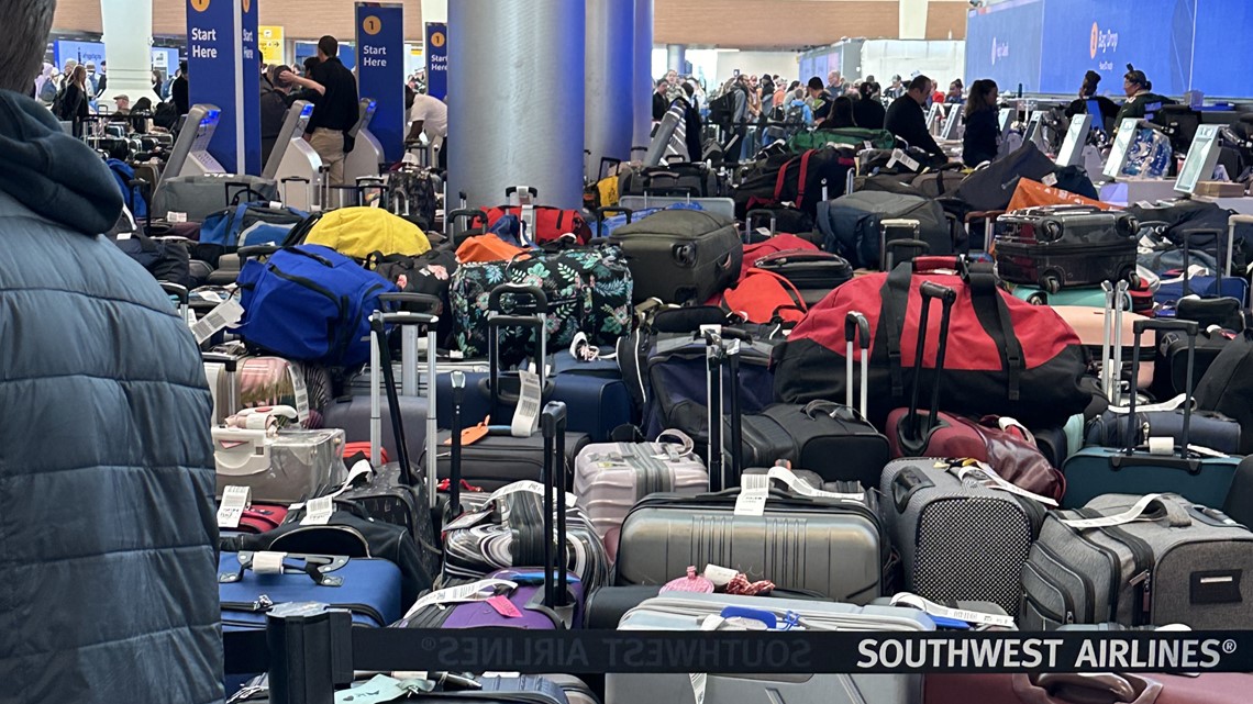 Flights Delayed Canceled At Denver S Airport Wfaa Com   A96f47c0 7126 4263 813d Aa141aa1466e 1140x641 