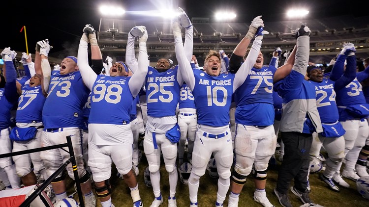 Air Force tops Baylor Bears in sub-zero Armed Forces Bowl