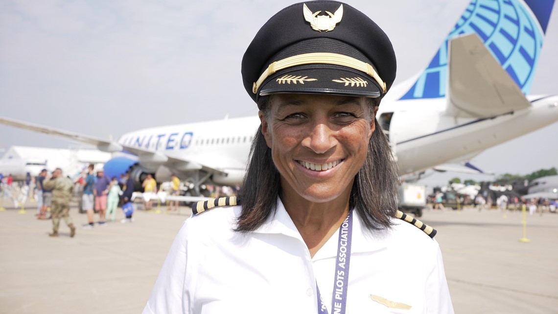 Commercial aviation's first Black female captain inspires others - Vimarsana News