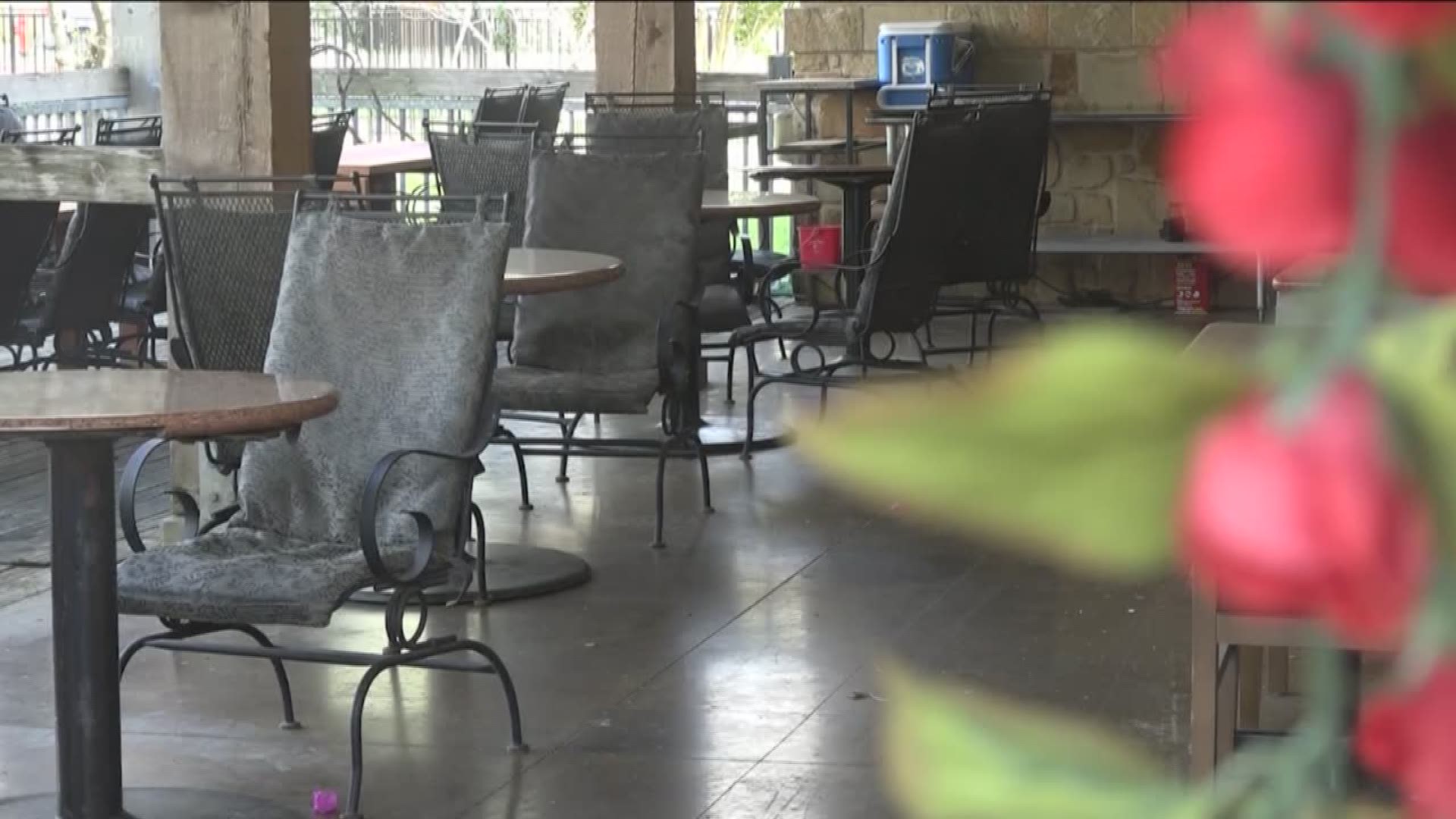 Luis De Leon took a look at how dining out will change under Gov. Abbott's new order.
