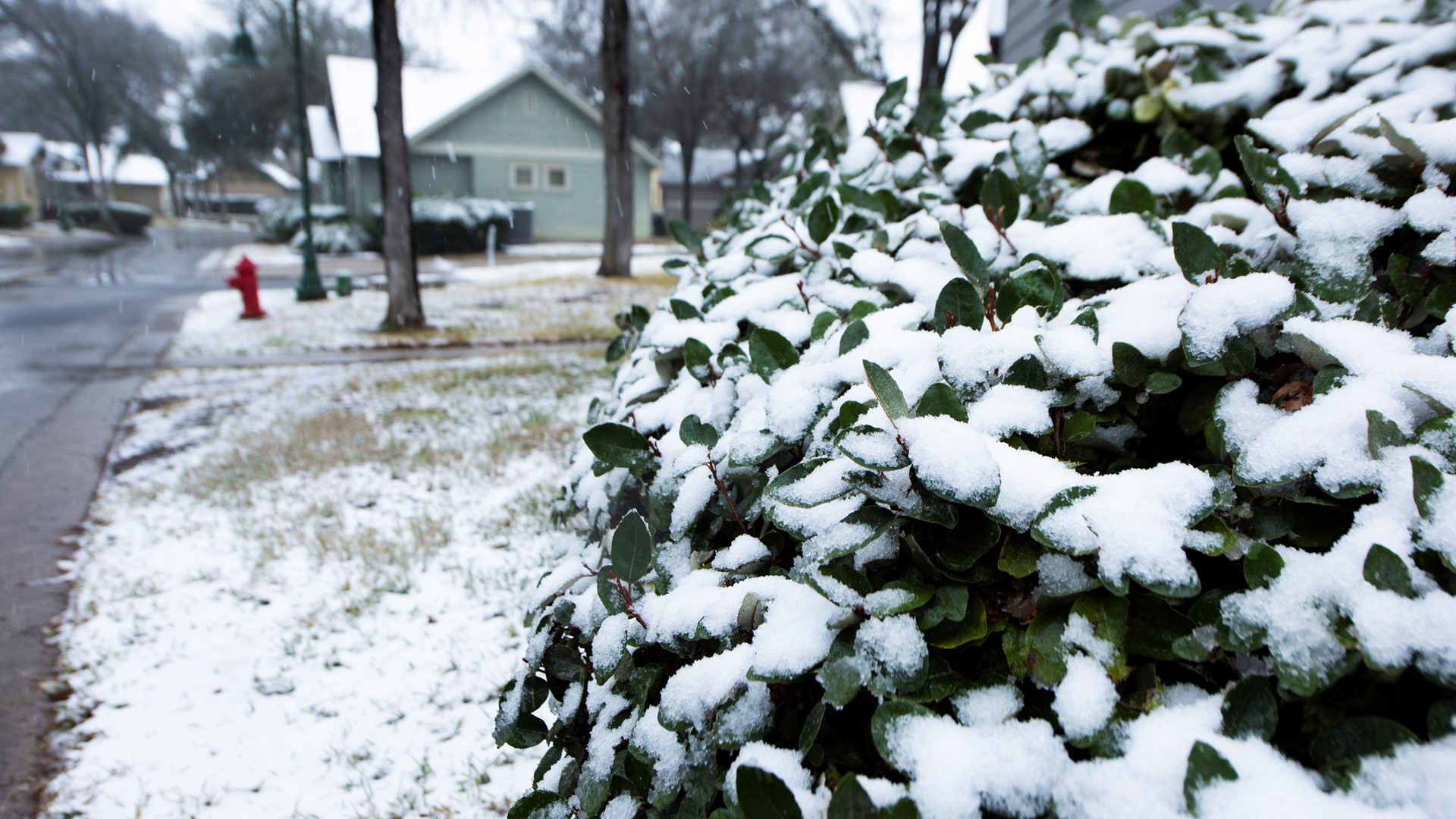 The rule prohibits non-municipal public water and sewer disconnections during extreme cold weather emergencies.