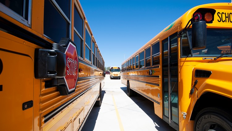 Texas bus laws: When you can and can't pass a school bus