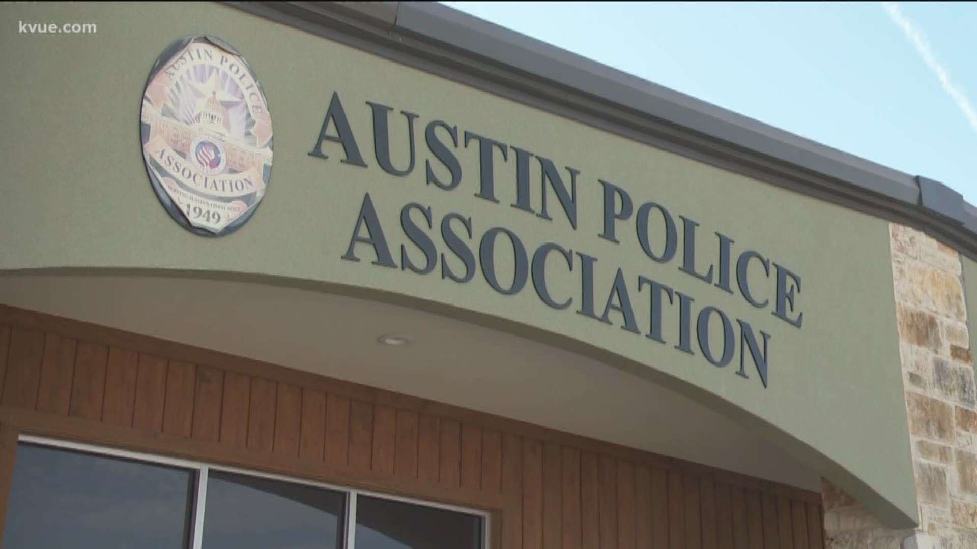 The Austin Police Association is demanding a "fair investigation" into Chief Brian Manley and other ranking officers.
