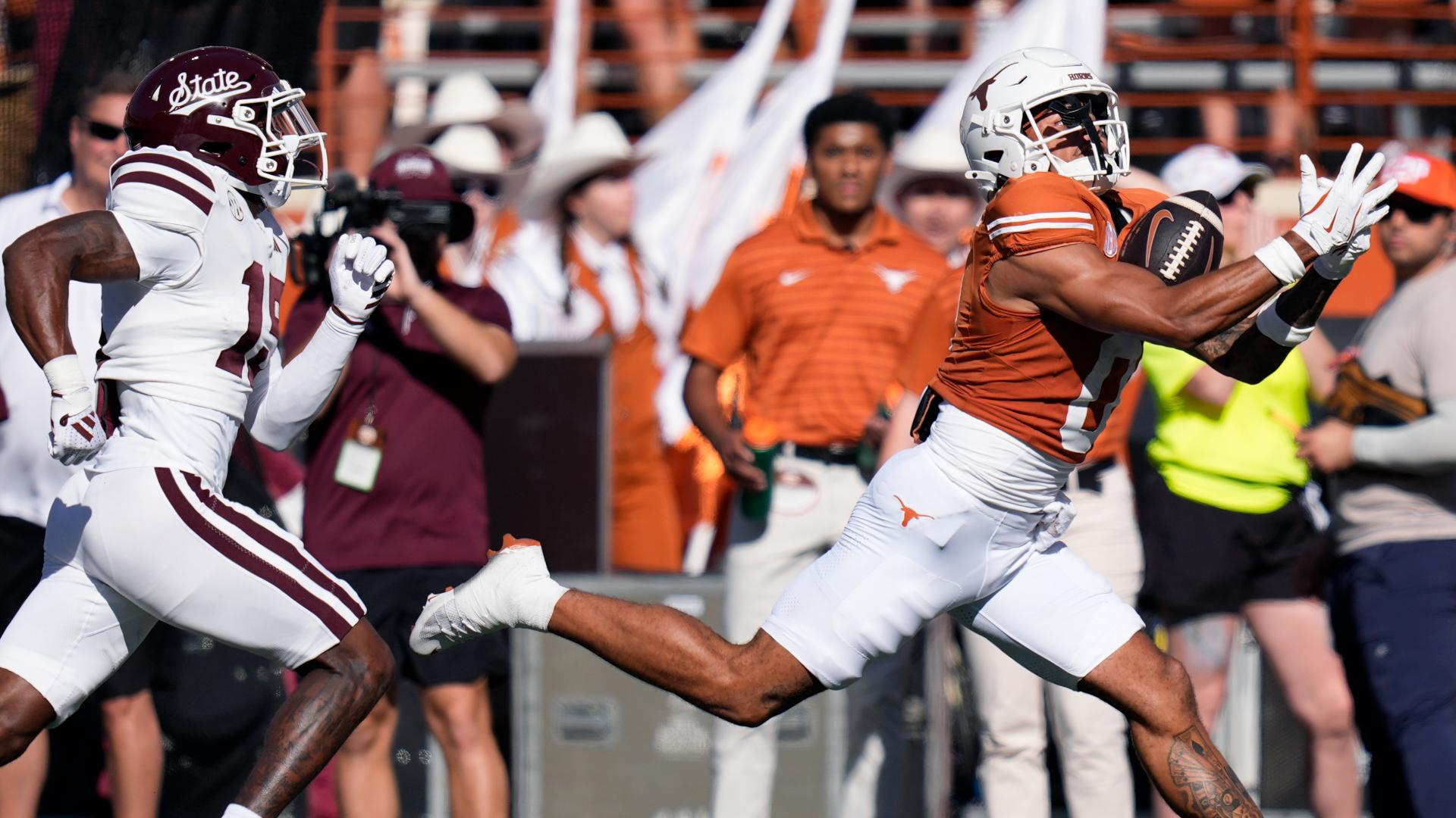 Arch Manning finished with 324 yards and two touchdowns on 26-of-31 passing.