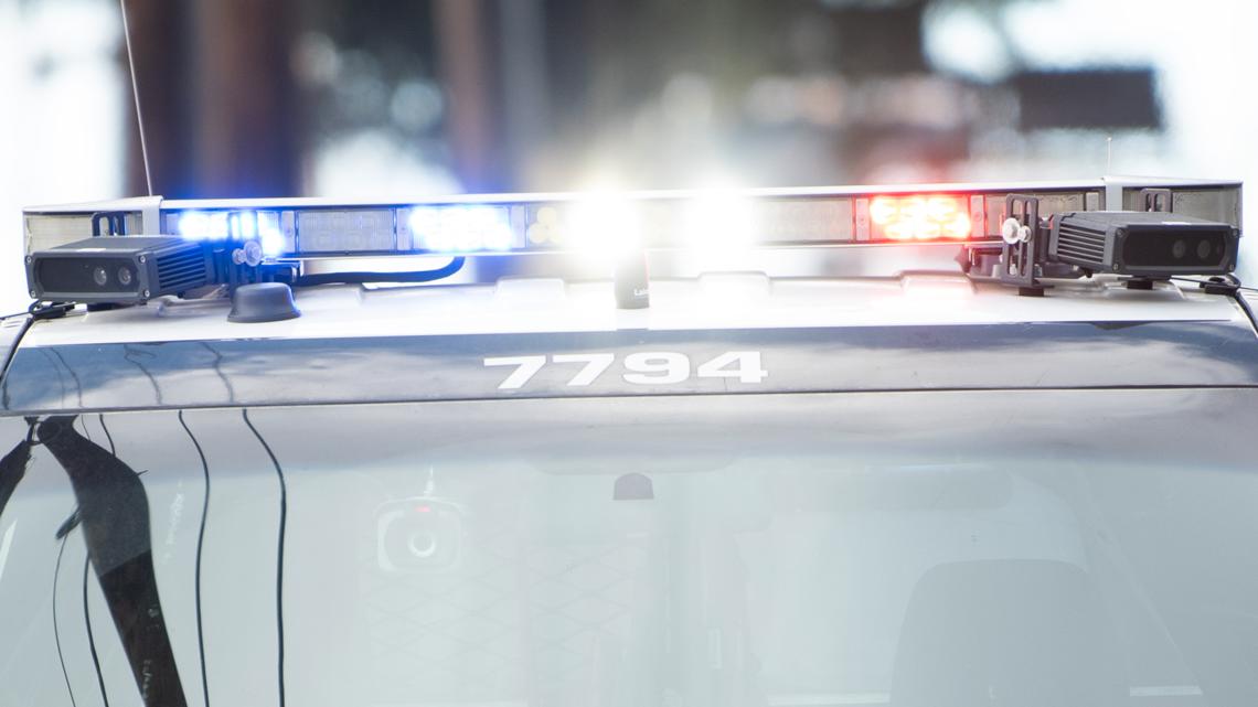 5 dead after small plane crash Thursday night near Austin A small Cessna 421C aircraft crashed sometime before 11:05 p.m. Thursday in Hays County.