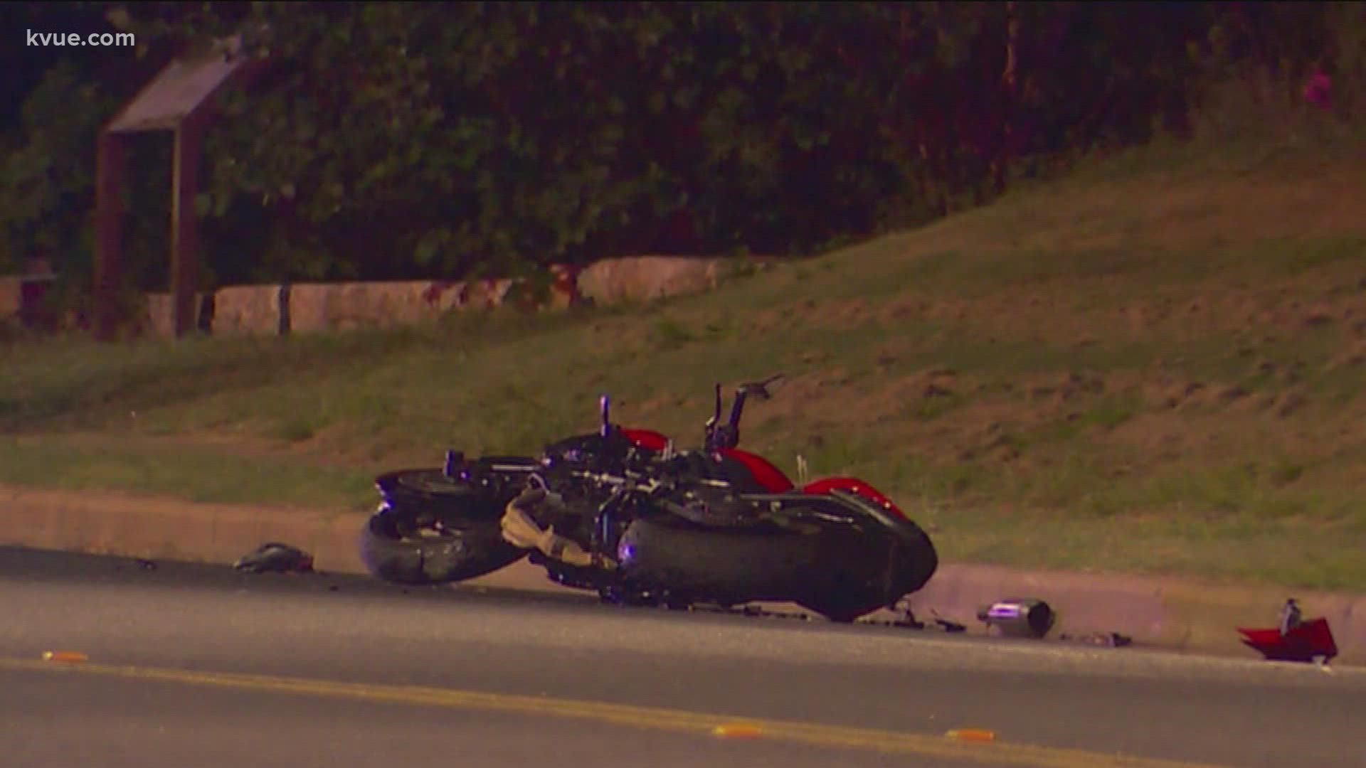 Motorcyclist killed in Central Austin crash