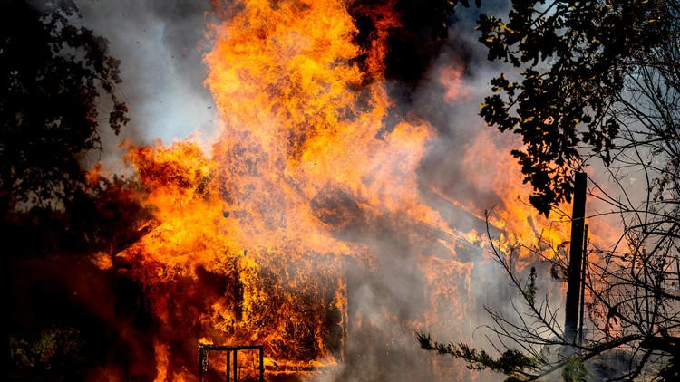 Newsom declares emergency over Oak Fire near Yosemite | Maps, Evacuation, Updates