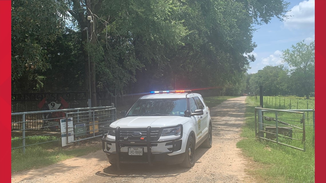 Officials: 1 dead, 4 injured in East Texas fireworks explosion - Vimarsana News