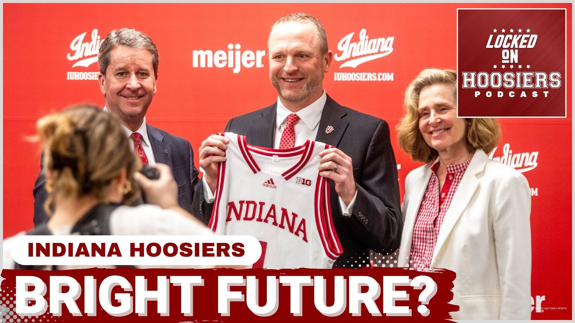 Can Darian DeVries transform the Indiana Hoosiers basketball program into a powerhouse? With a fresh approach and a focus on high energy, DeVries can change the team