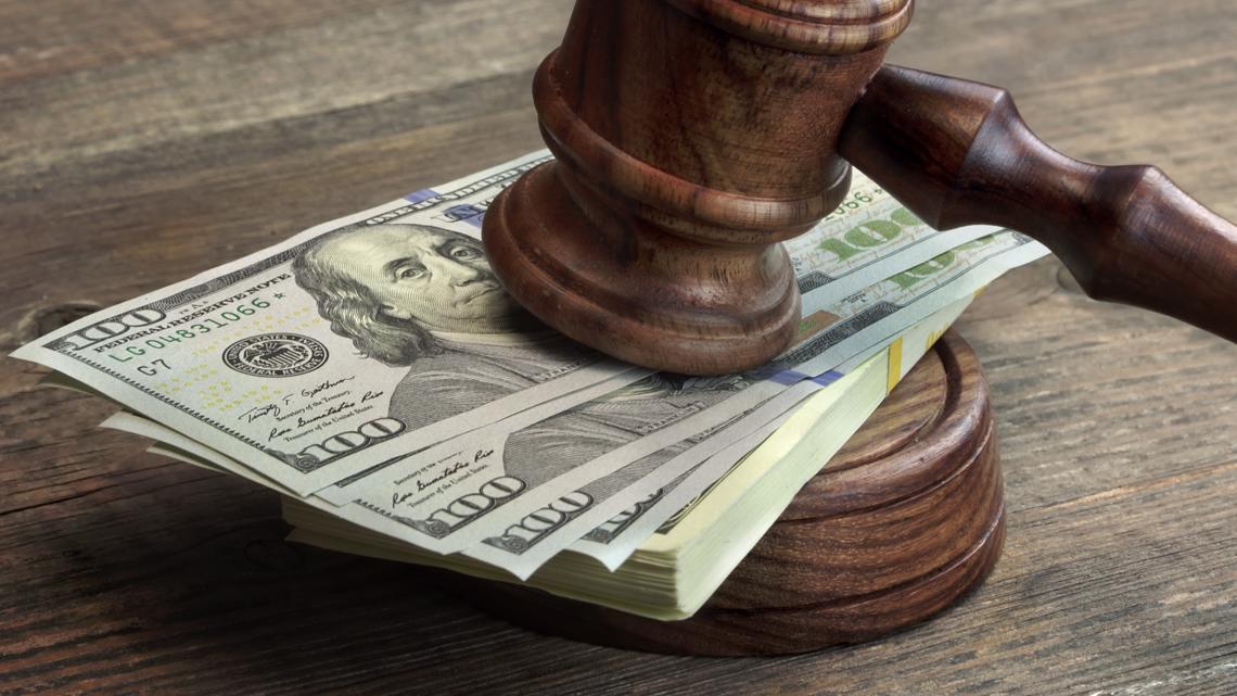 Texas jury awards $9.2M to man left paralyzed after surgery - Vimarsana News