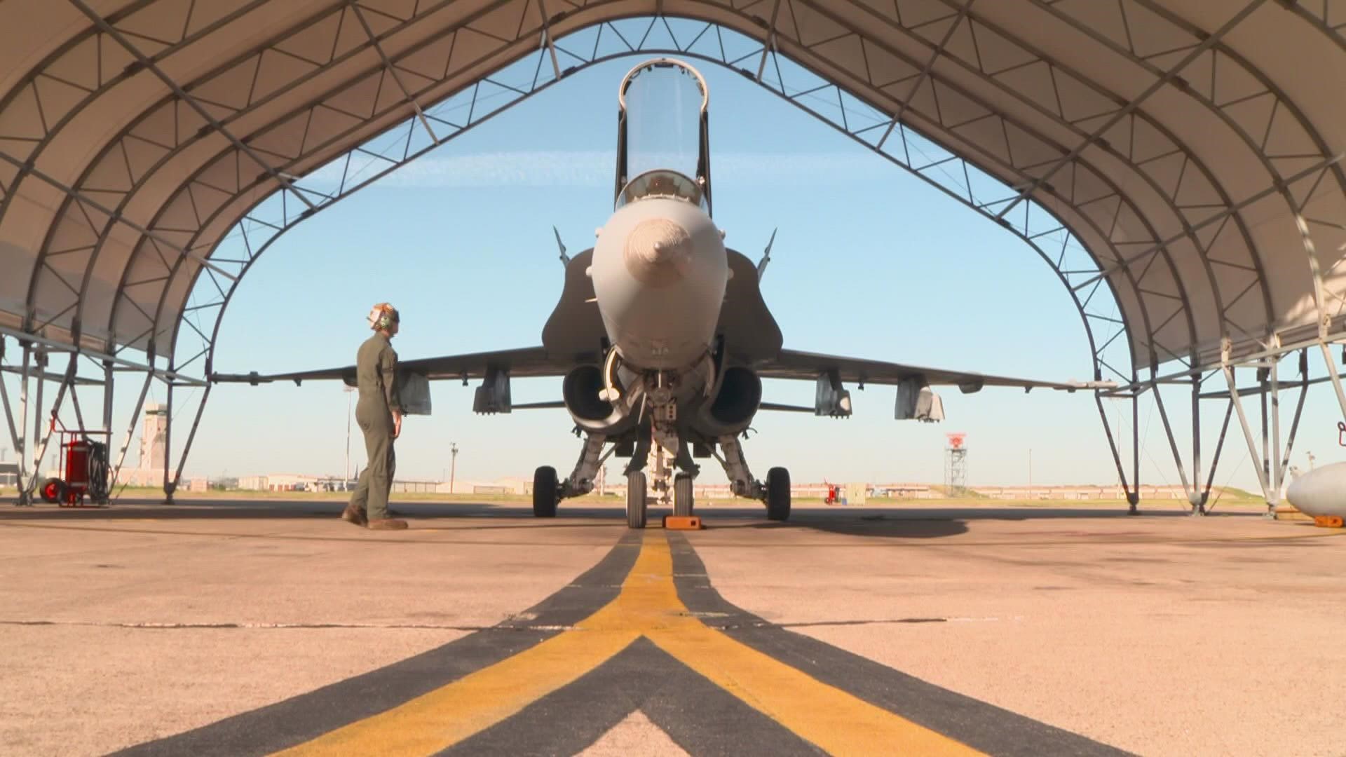 Actual 'Top Gun' graduate flies Fort Worth skies daily