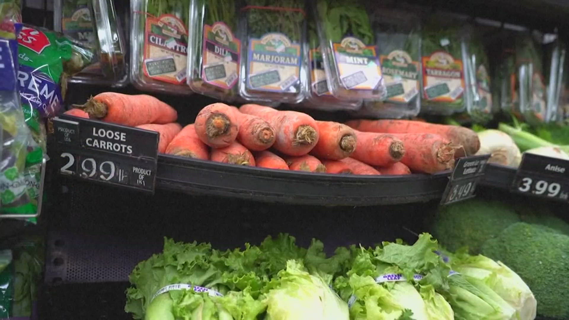 Any carrots you find at the store are safe to eat, officials say.