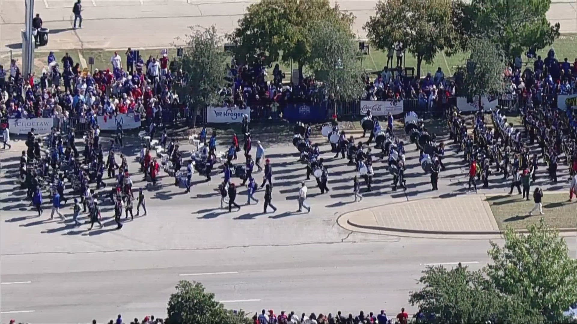 The Texas Rangers World Series parade has officially begun!