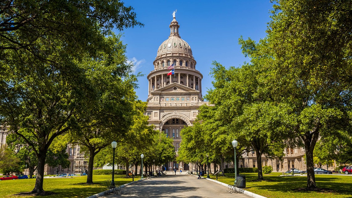 Inside Texas Politics: Democratic state lawmaker believes sharing meals could build bipartisanship in Austin - Vimarsana News