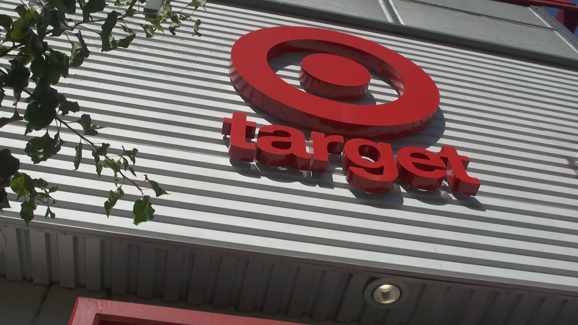 Target adding security cameras to checkout stands | wfaa.com