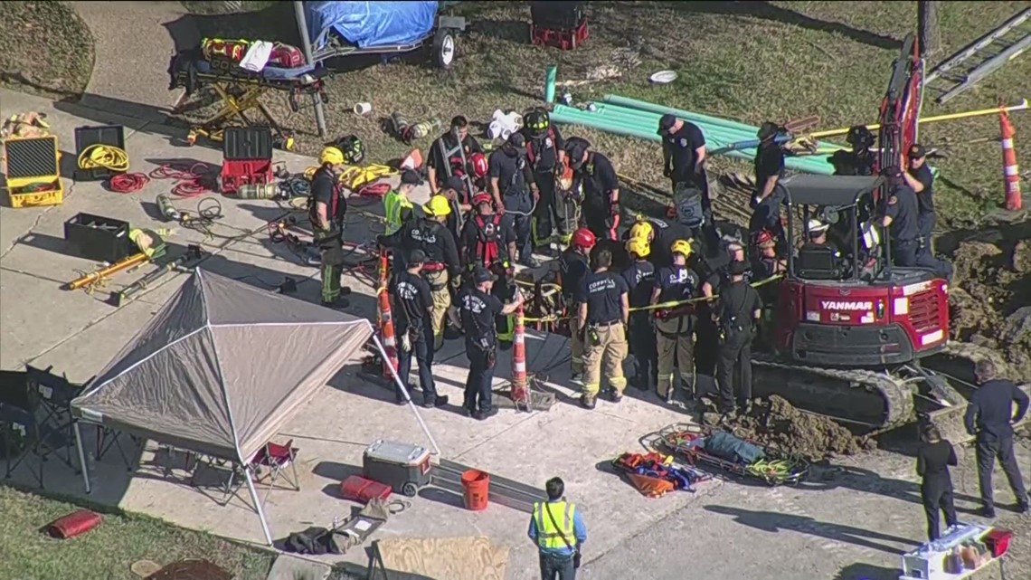 Worker trapped after trench collapse in North Texas | wfaa.com