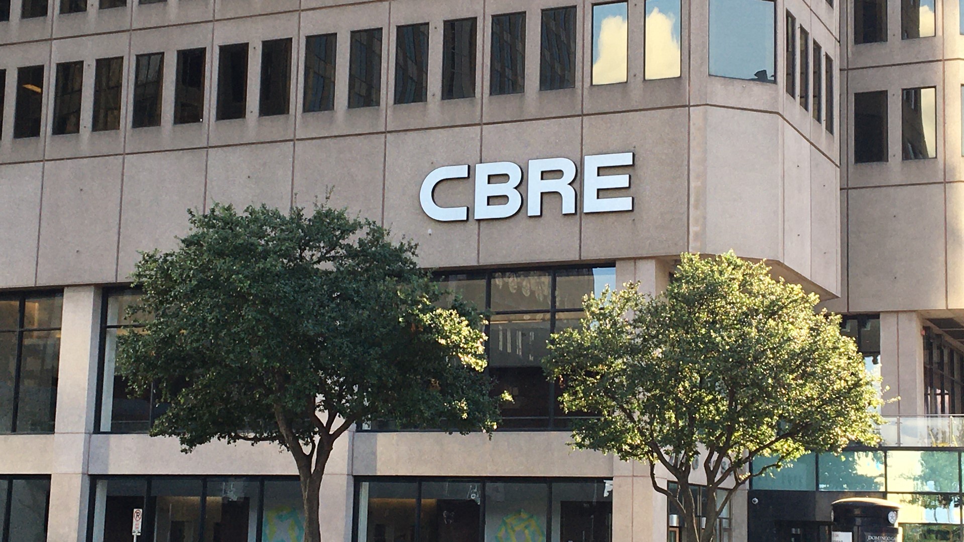 cbre-relocating-headquarters-to-dallas-from-los-angeles-sources-say