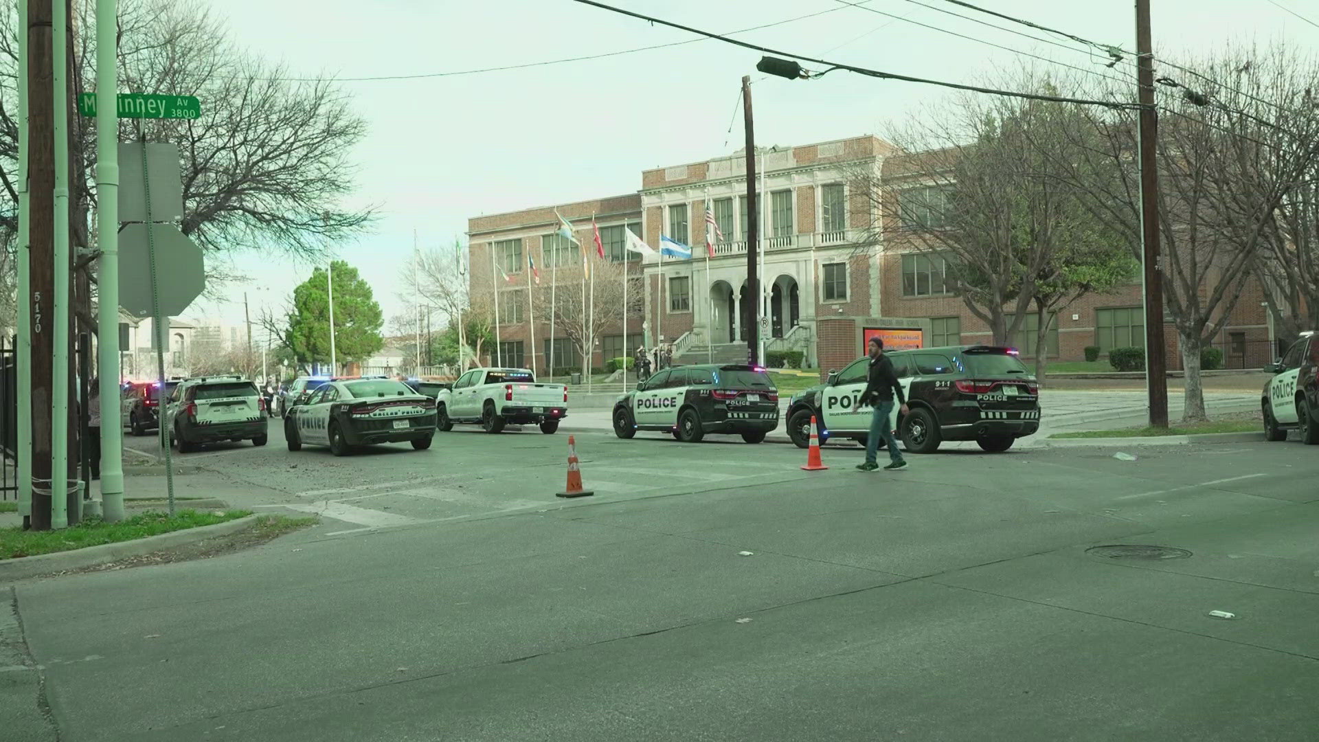 Police respond to reported bomb threat at North Dallas High School ...