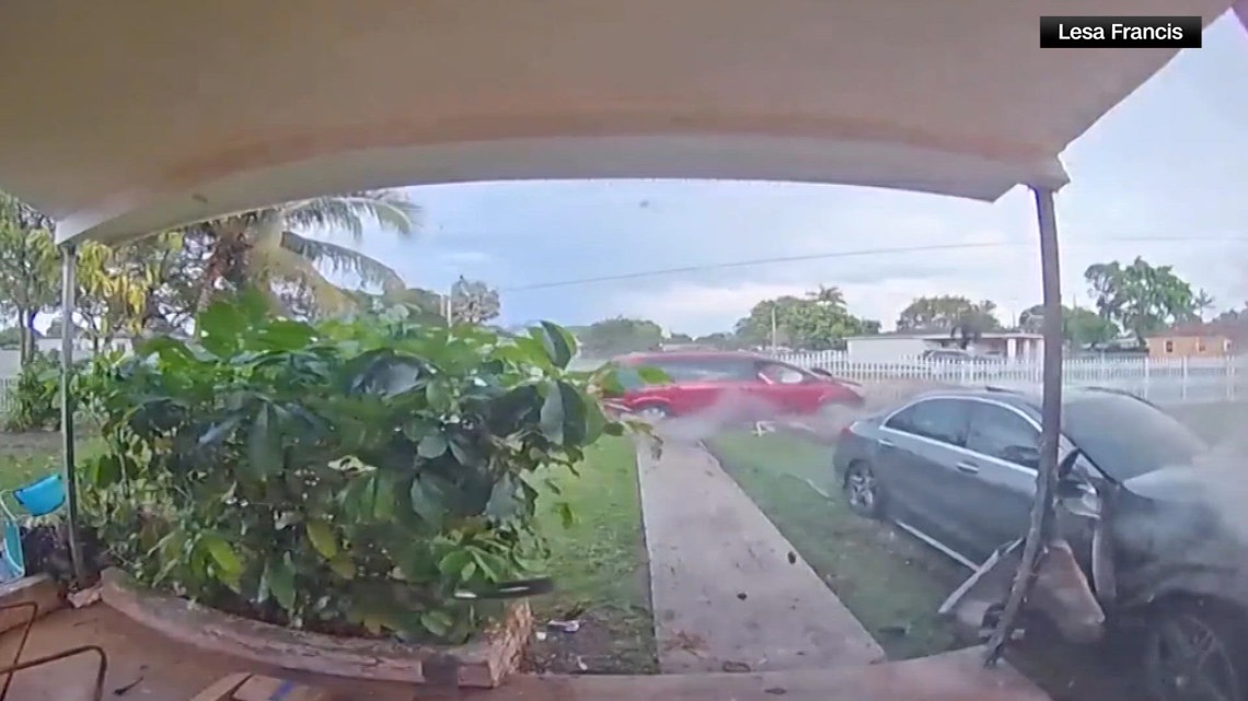 Caught on camera: car plows into a house in Miami