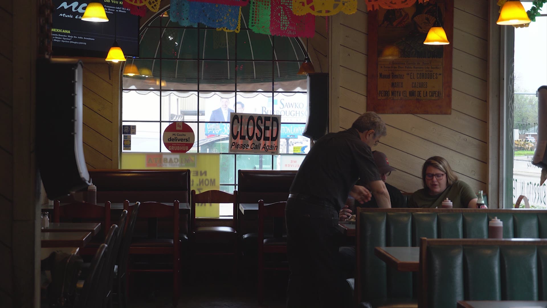 Denton restaurant, Mi Casita Mexican Food, offers free lunch to kids in need during COVID-19 crisis.
