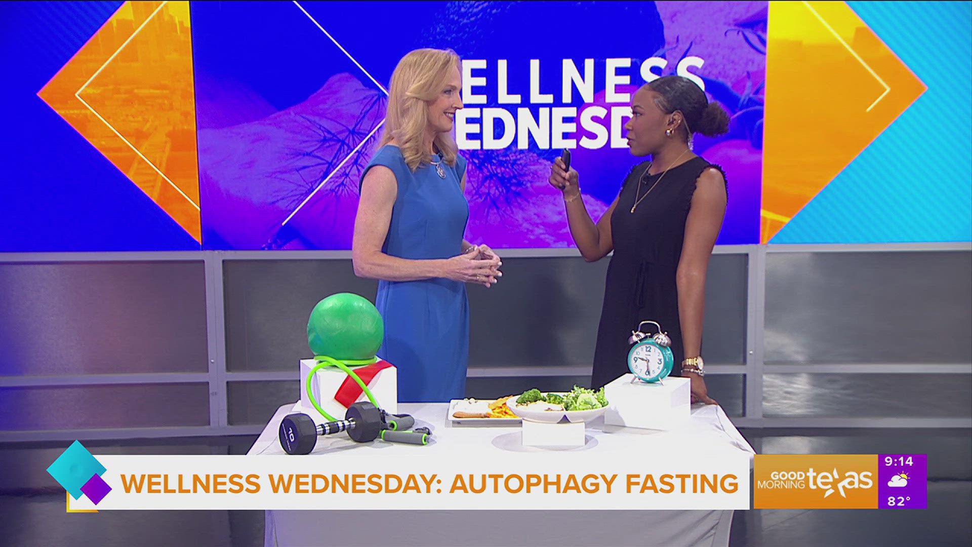 Meridan Zerner breaks down what autophagy fasting is and the benefits. Go to cooperaerobics.com for more information.