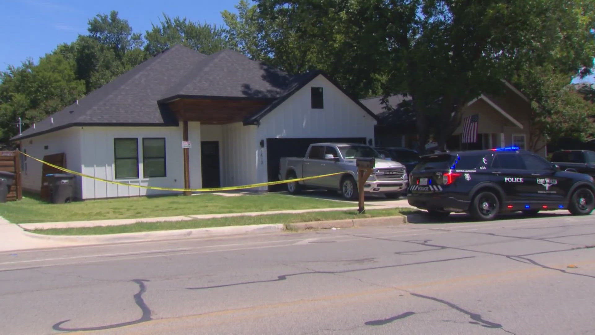 2 suspects still on the run after Fort Worth home invasion, police say ...