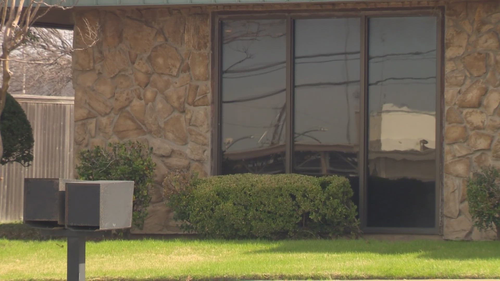 Affidavit: Father calls 911 after dental tech stopped suspected intoxicated dentist's procedure on boy | wfaa.com