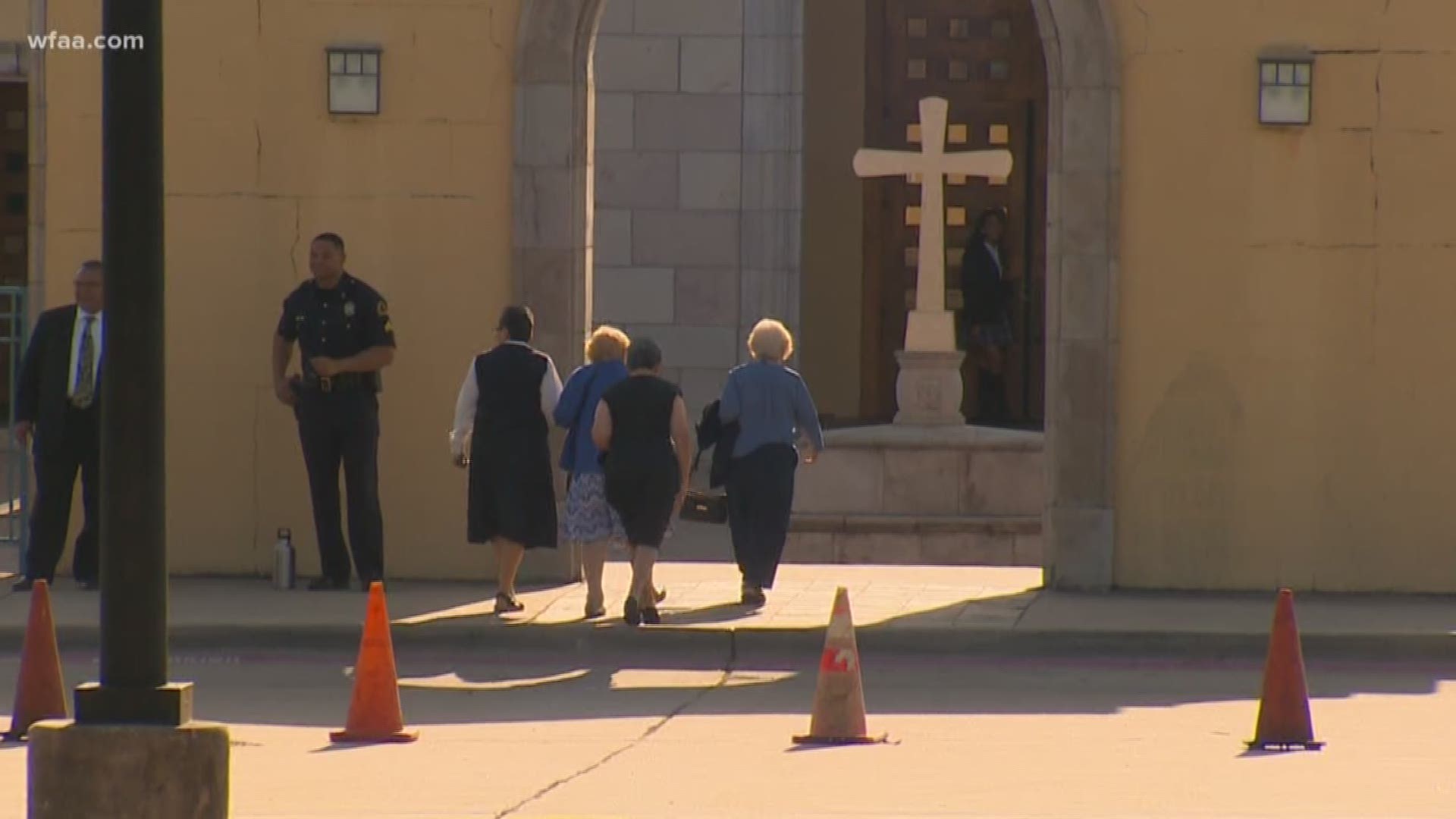 Funeral vigil for ex-Dallas bishop
