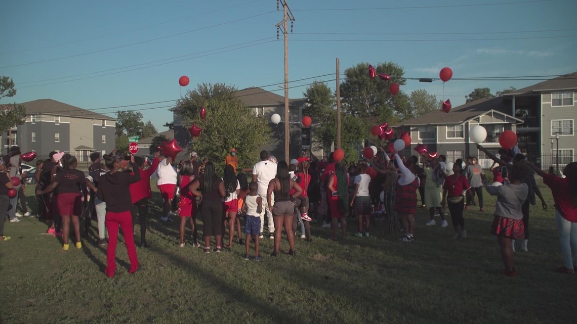 Mother Of 14 Year Old Gunned Down In South Dallas Begs Public For Help To Bring Justice 0722